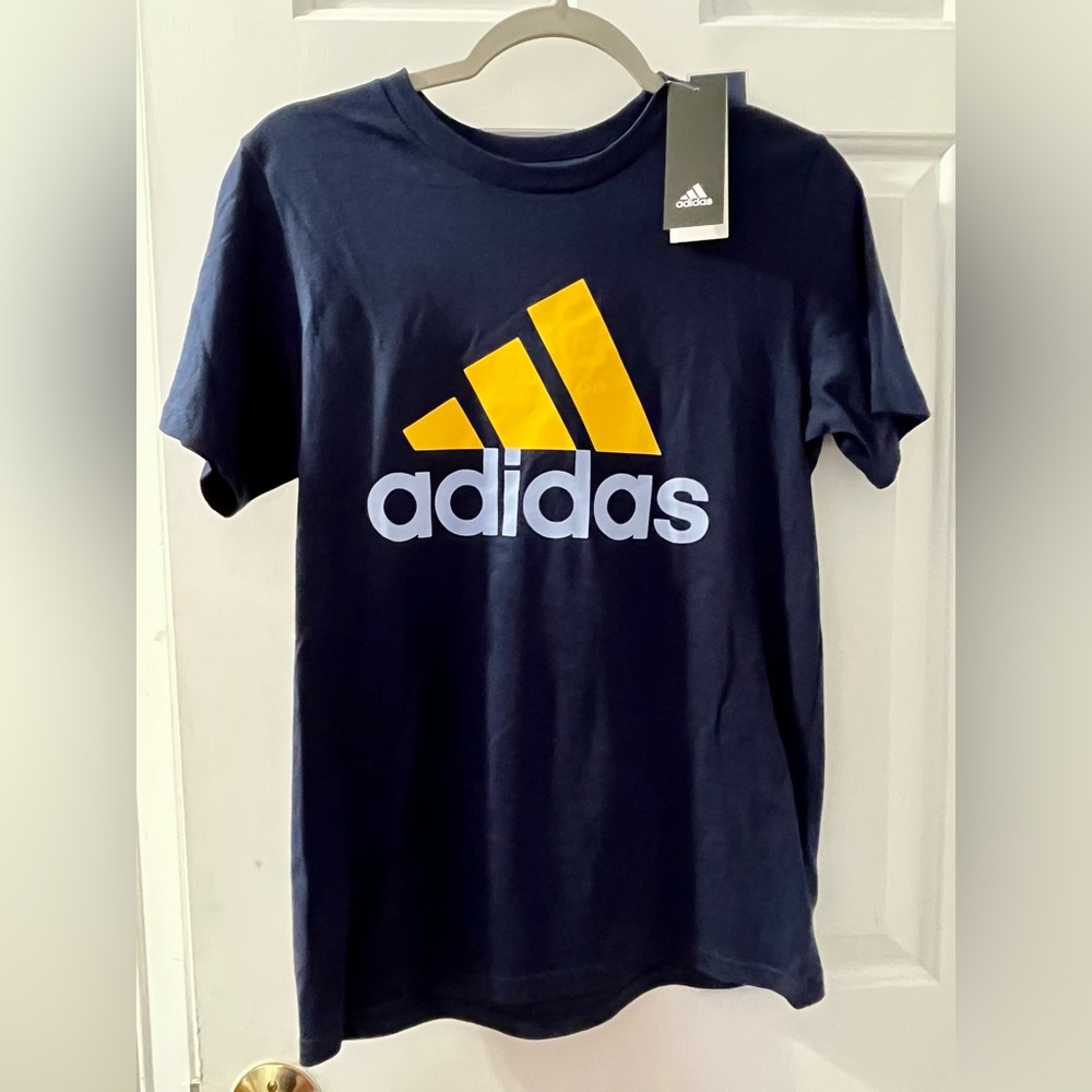 NWT Boys Adidas Logo Tee Size Large 14/16 Navy
